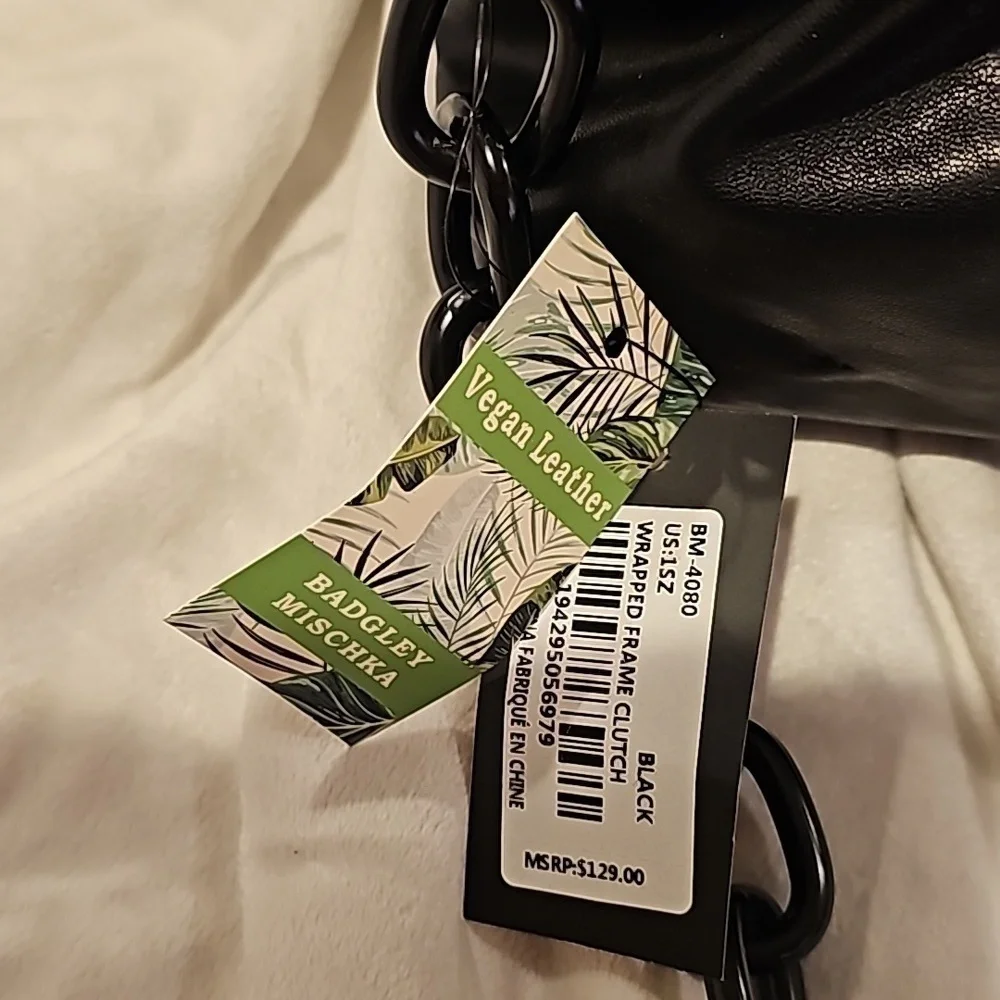 Badgley Mischka clutch style bag with metal chain black new with tag - Picture 3 of 9